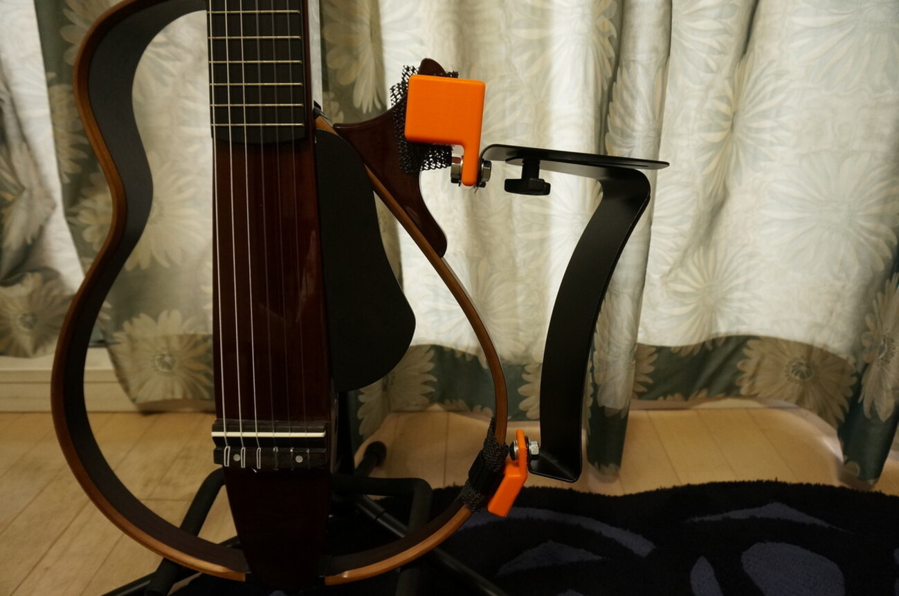 YAMAHA サイレントギターにDIYでギターサポート（ギターレスト）を 