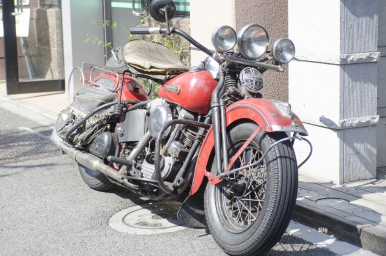 レトロでクラシックな【ヴィンテージ風バイク】にカスタムする方法 