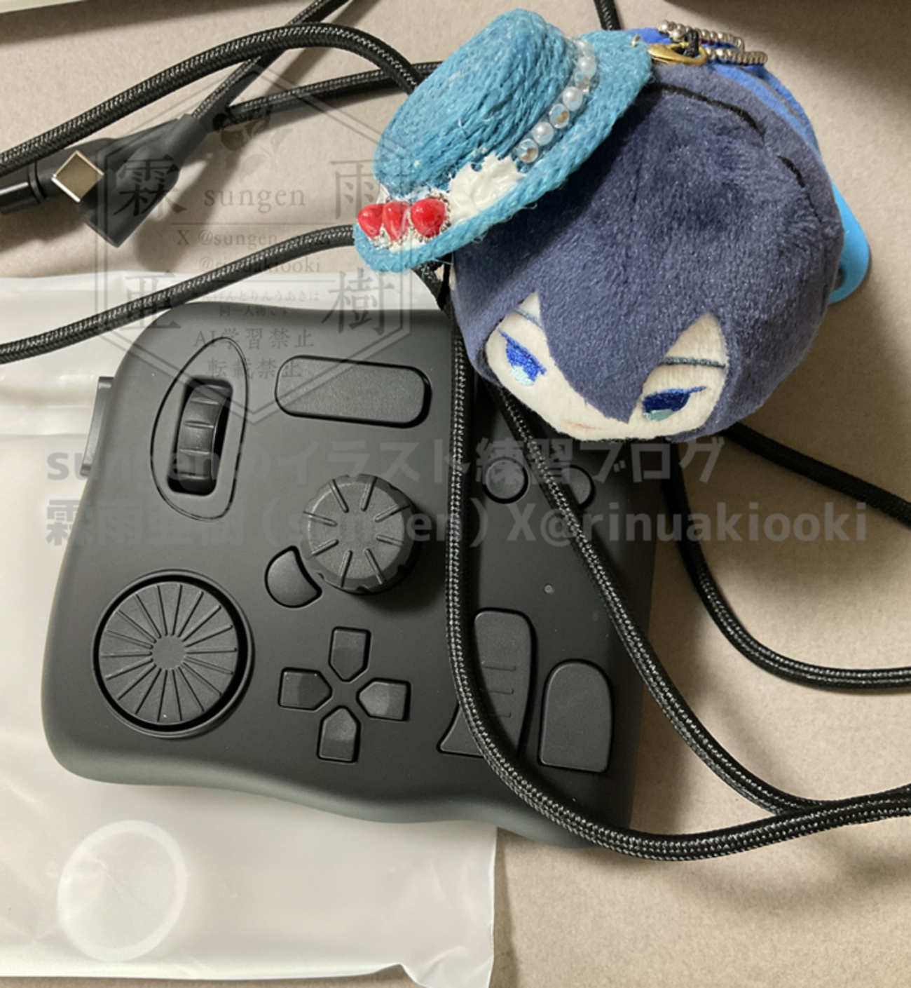 噂の左手デバイスtourbox買いました！クリスタの仮ボタン配置。精霊