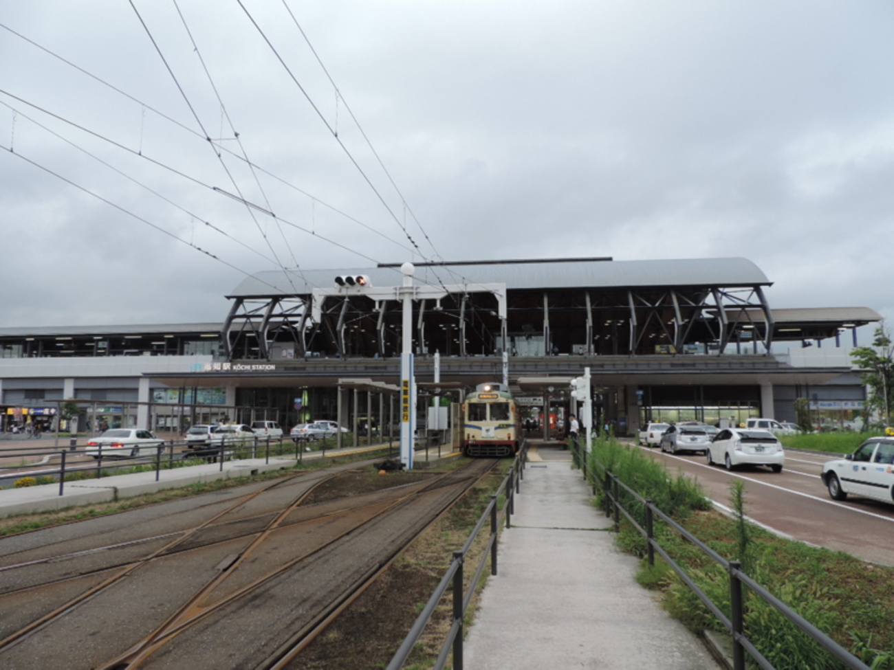 シリーズ土佐の駅(1)高知駅前駅（とさでん交通桟橋線） - 3710920269