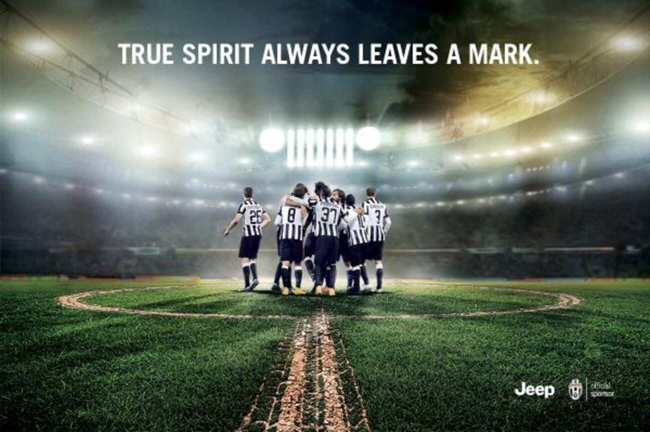 洋書 Hurrà JUVENTUS. 2015 イタリア語 英語　ユヴェントス 洋書 Hurrà JUVENTUS. 2015 イタリア語 英語 ユヴェントス 洋書