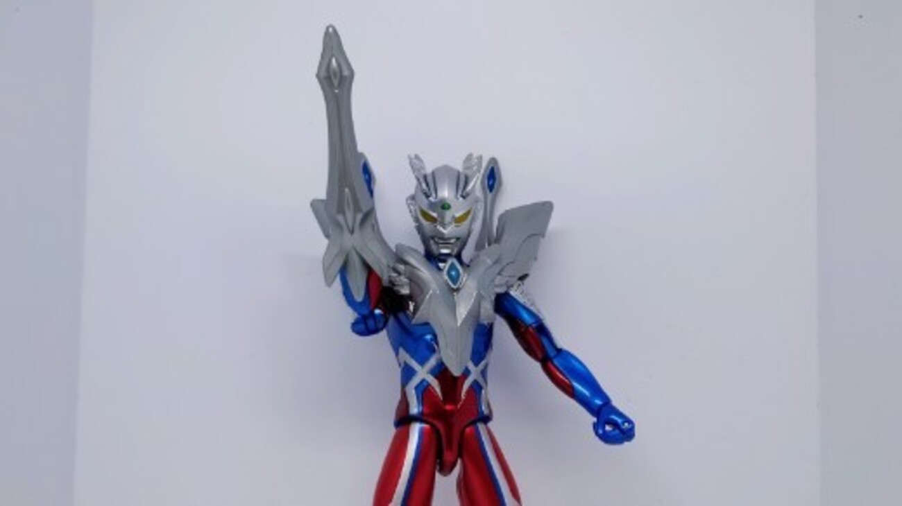 誰よりも強くあれ！ウルトラアクションフィギュア ウルトラマンゼロ