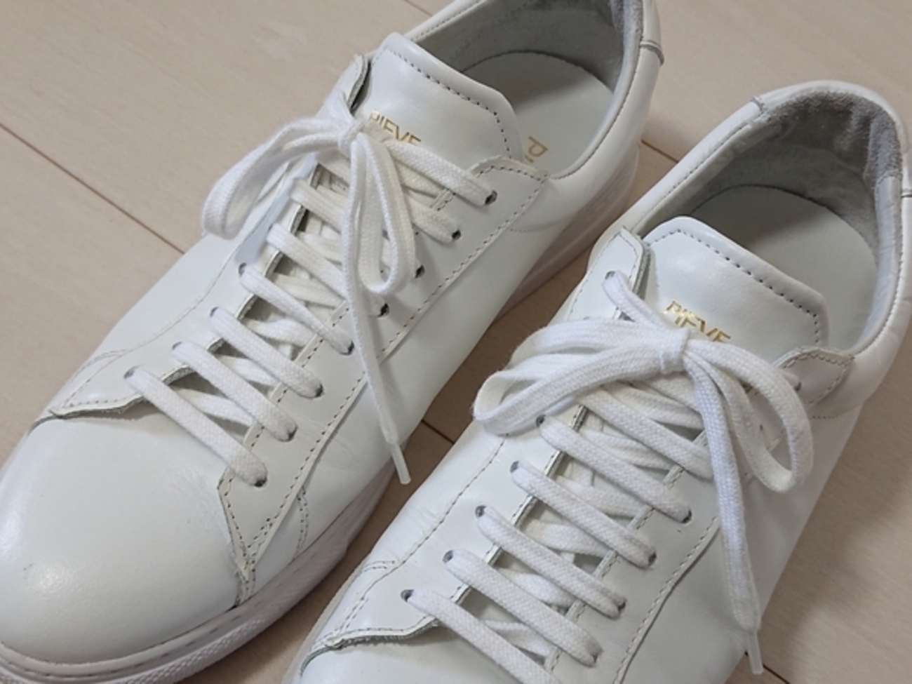 PIEVE（ピエーヴェ）のレザースニーカーをご紹介。ジャケットスタイル 