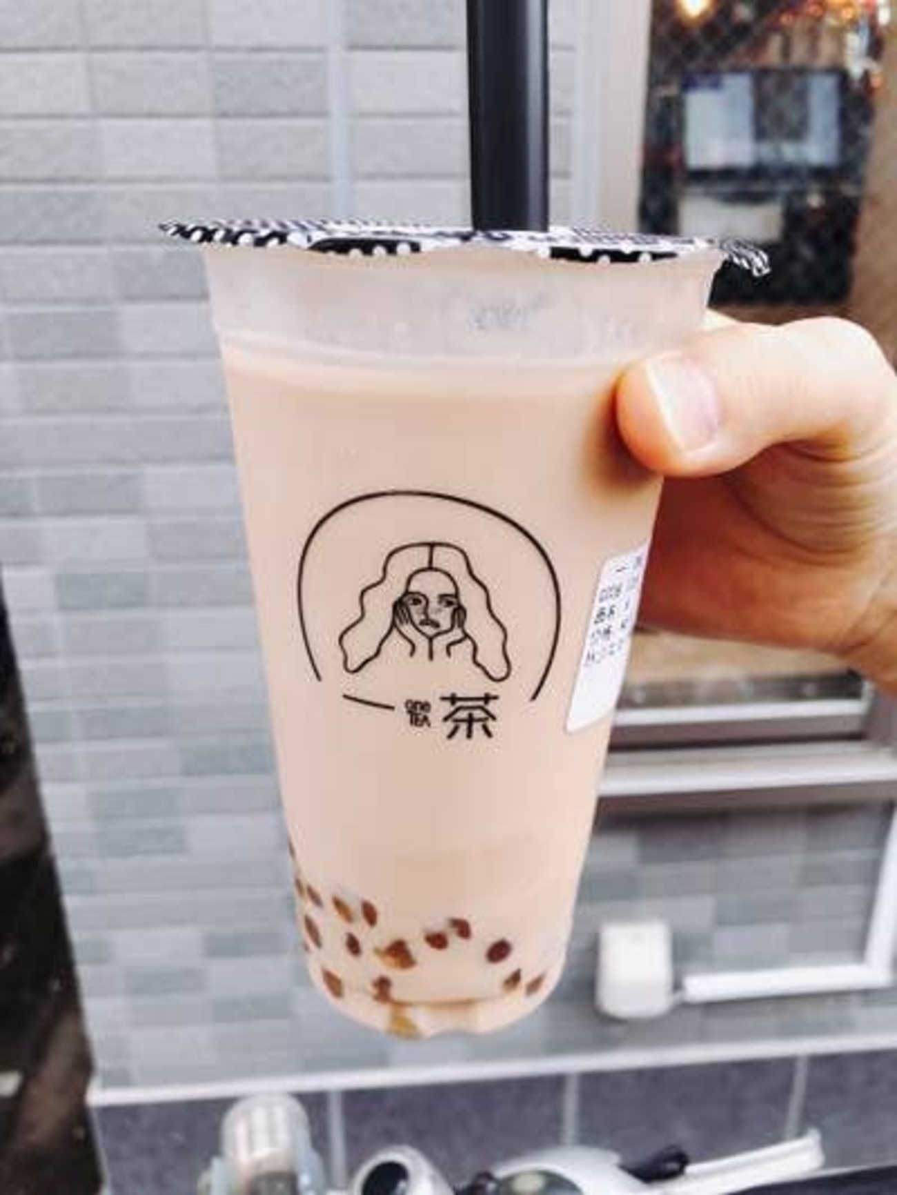 一茶｜お花茶屋｜香り高くて甘すぎない！ブラックミルクティー