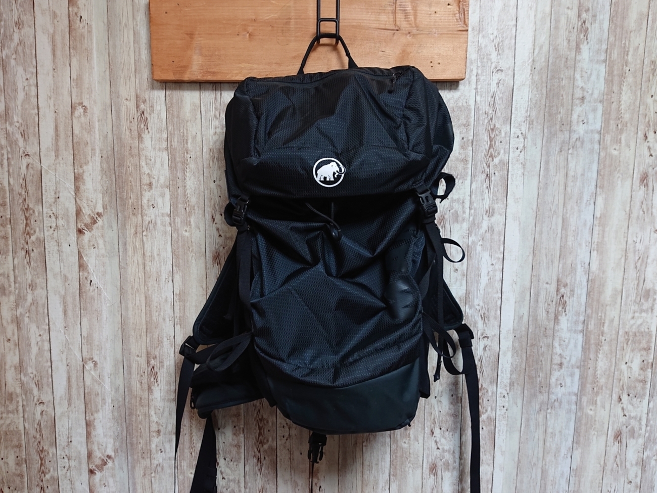 登山ザック　マムートデュカン Ducan 24L 初めて買ったザック マムート「デュカン 24」 - 脱サラ男の