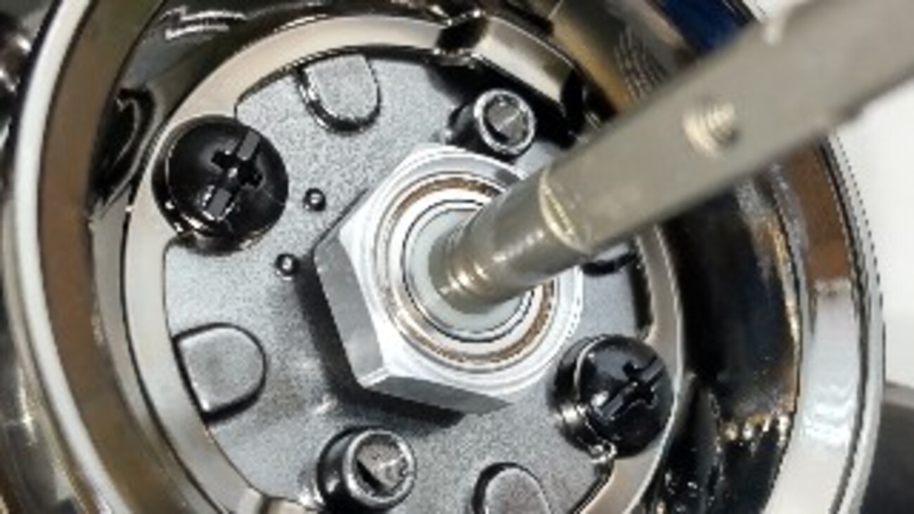 24ツインパワー 2500S ローターナット交換　ベアリング追加　カスタム品 24ツインパワー 2500S ローターナット交換 ベアリング追加