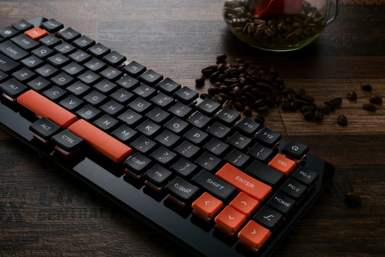 Keebstuff LEMOケーブル Lava Orange 自作キーボード にゃろめ様 