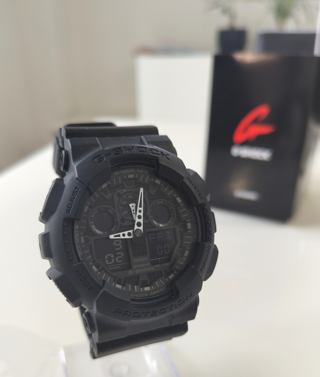 GA-100-1A1DR 外観レビュー 】アナログとデジタルの絶妙バランス 