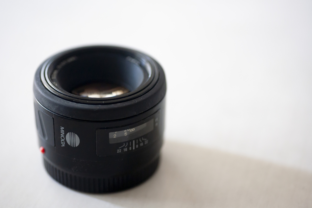 50㎜は1.7～1.8に限る MINOLTA AF50㎜F1.7 - 雑食カメラマンの雑感記