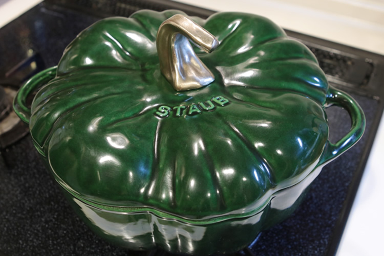 レアなストウブ パンプキンココット バジルグリーン 24cm / Staub 