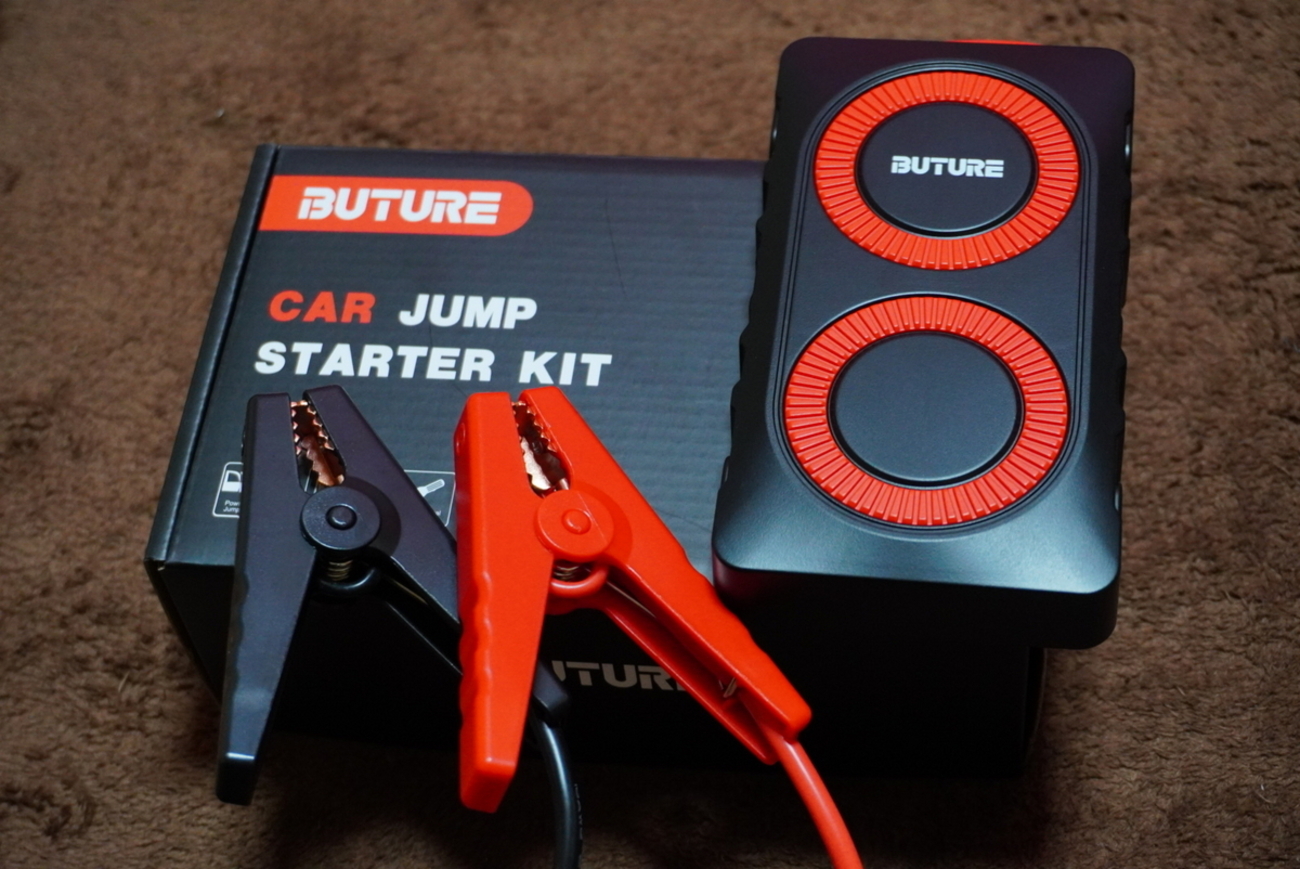 BUTUREのジャンプスターター買ってみた バッテリー上がりやスマホ充電 