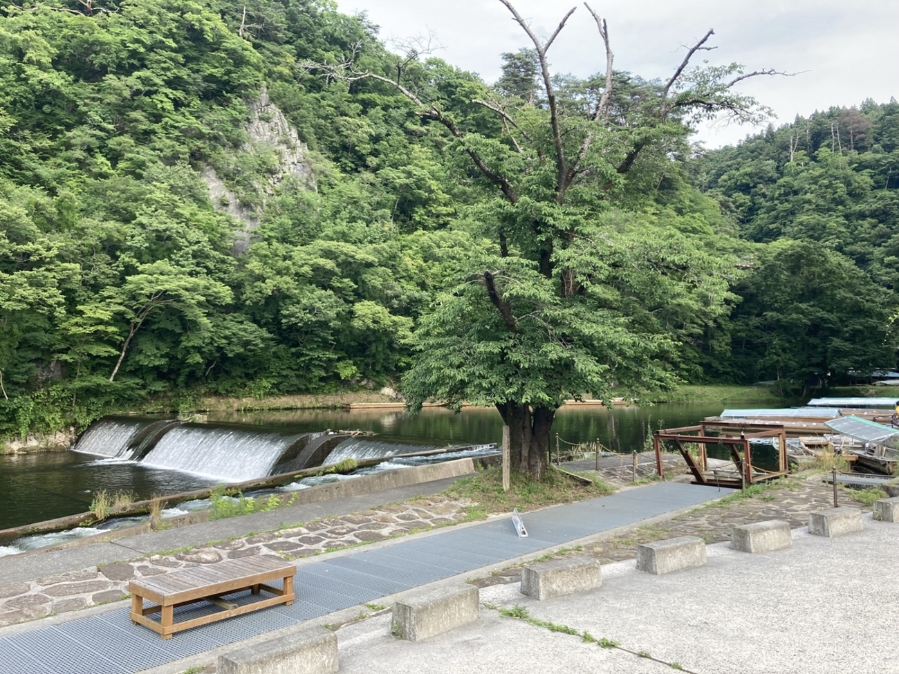 岩手県の名勝「猊鼻渓」旅行記 - アザラシになりたい人生