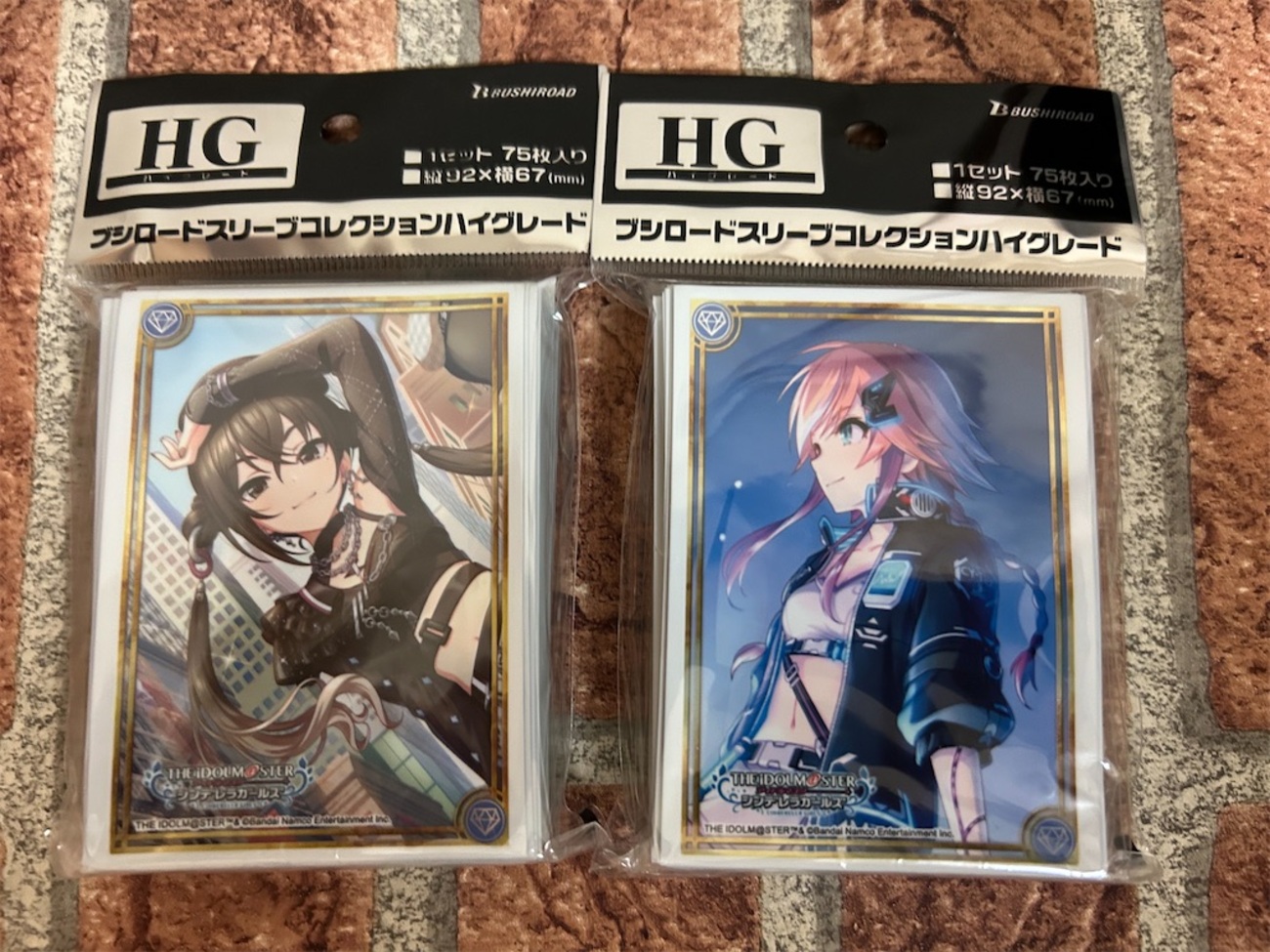 飛鳥ちゃんとあきらちゃんのスリーブを購入しました。