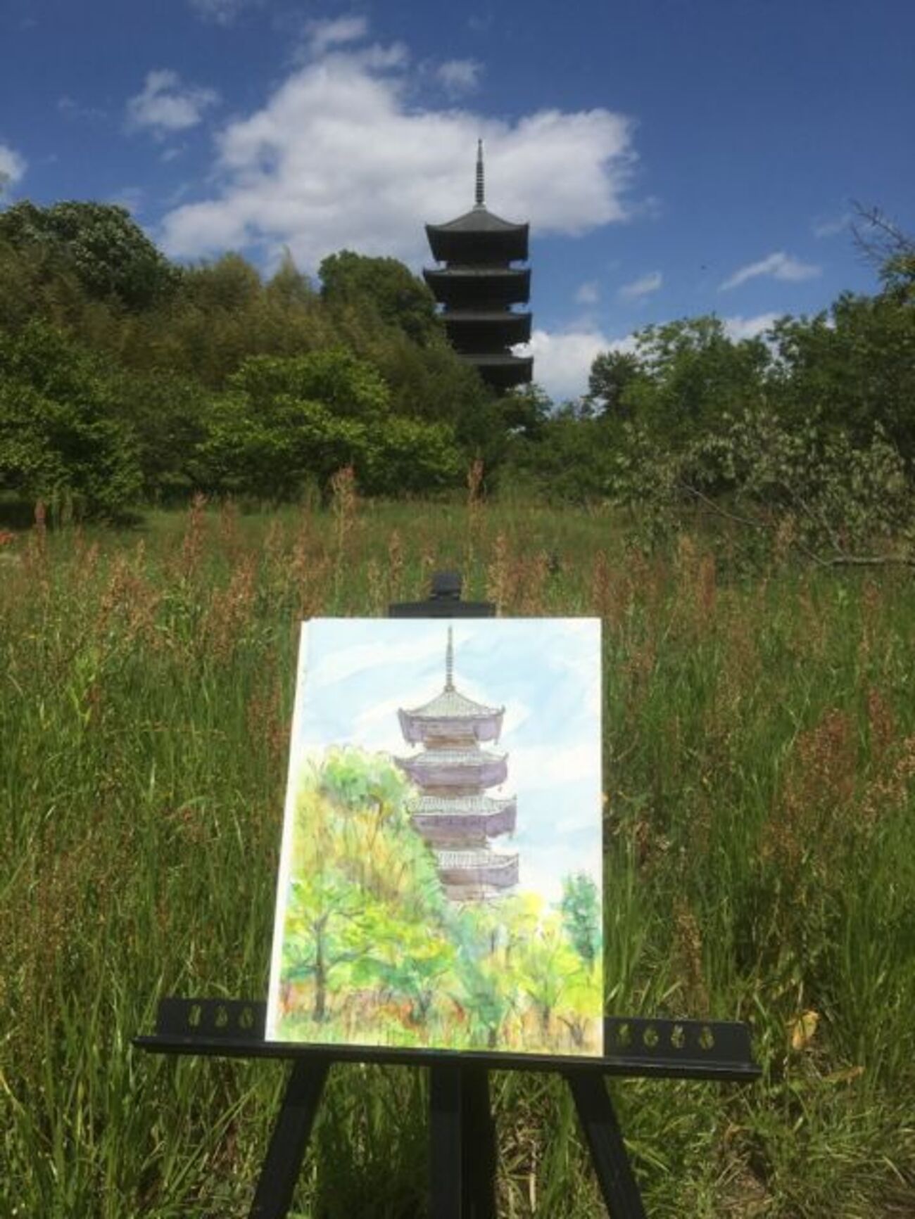 ただ一人 塔と向き合う 五月（さつき）かな （岡山県総社市 備中