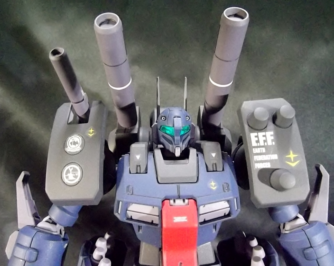 【完成品】 RE/100 1/100 ガンキャノン・ディテクター　※全塗装 RE/100 1/100 ガンキャノン・ディテクター│株式会社BANDAI