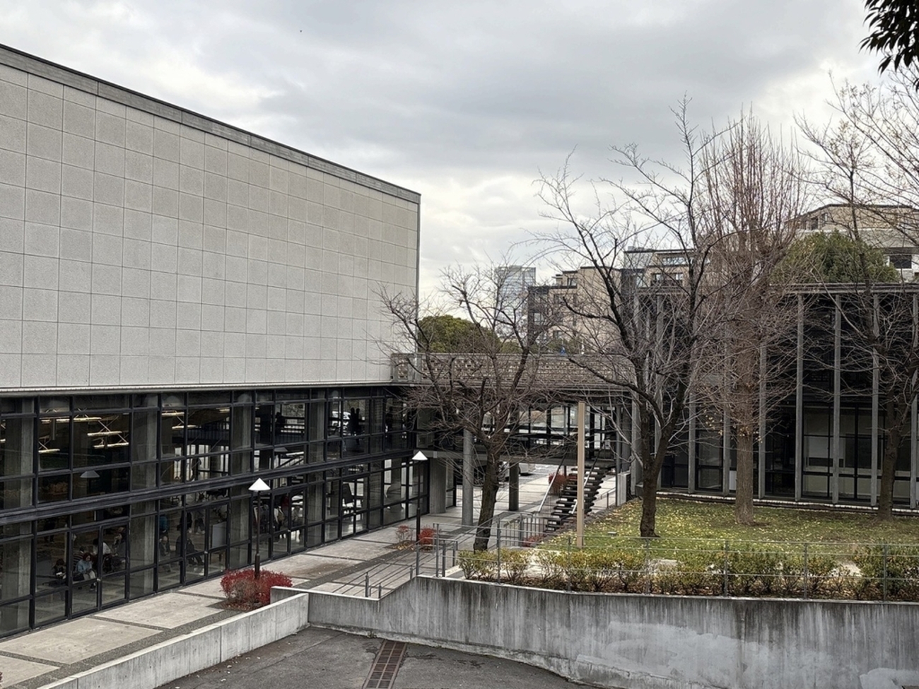 紅葉ヶ丘の前川國男建築(2) - ありゃりゃサンポ