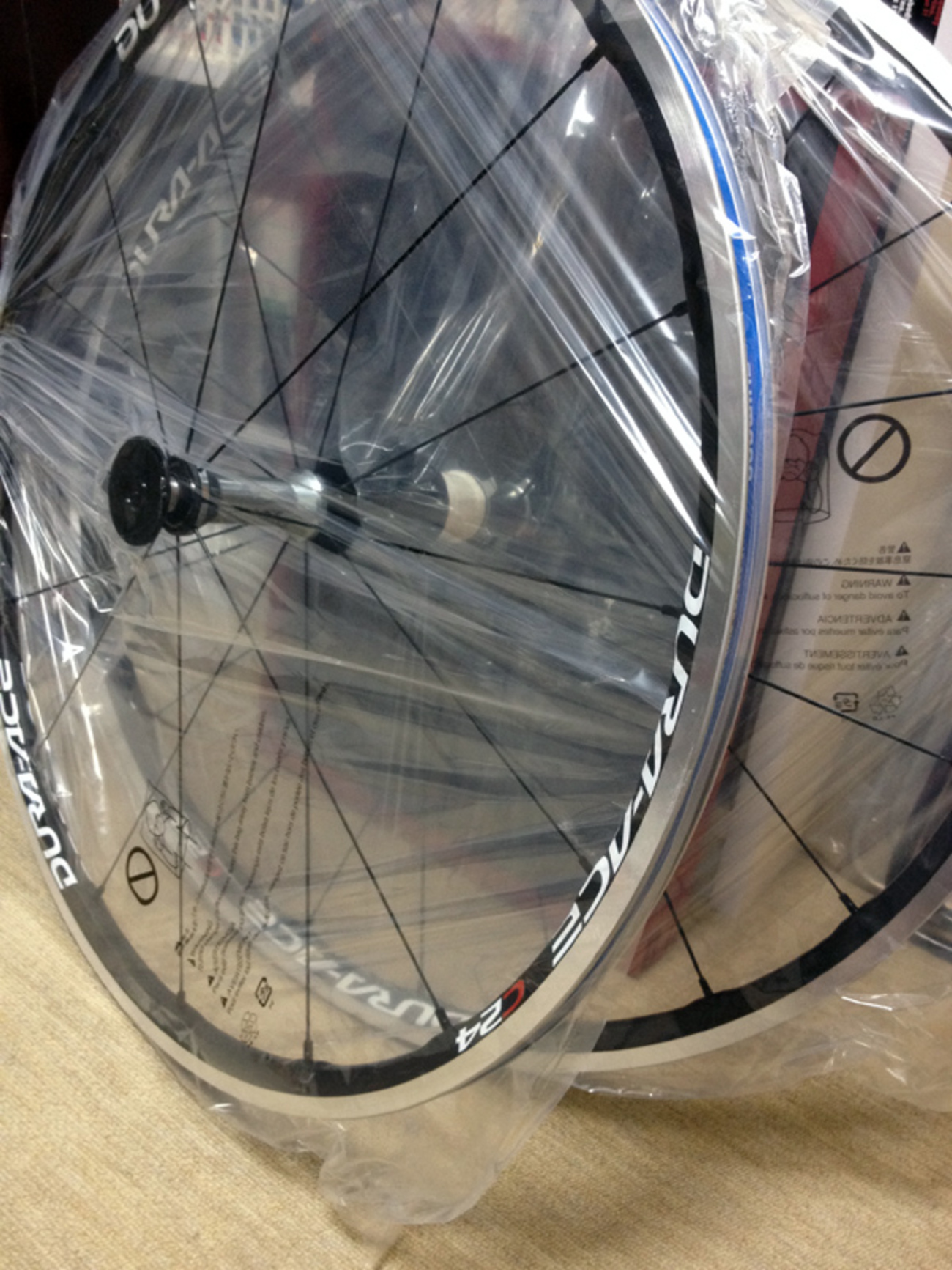 ついにホイール買ったった！ WH-7900-C24-CLがやってきた - 自転車 