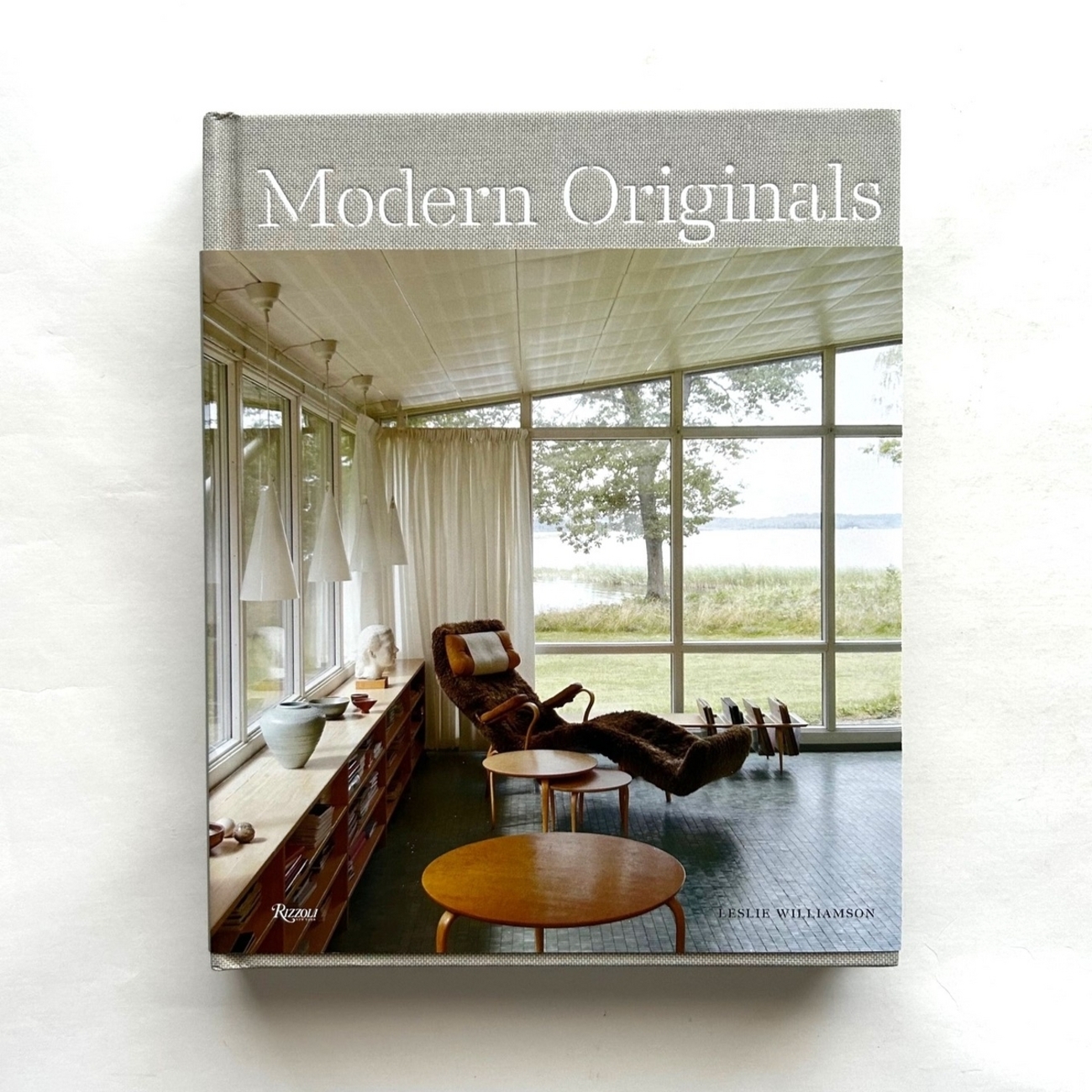 Modern Originals MidCentury European Designers / Leslie Williamson 