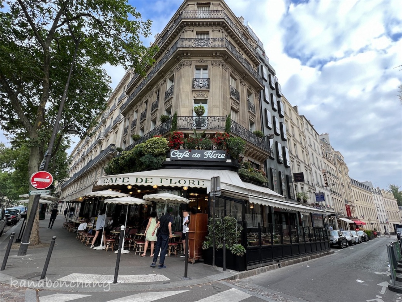 フランス/パリ】老舗カフェ「Café de Flore」ので味わうおしゃれな朝食