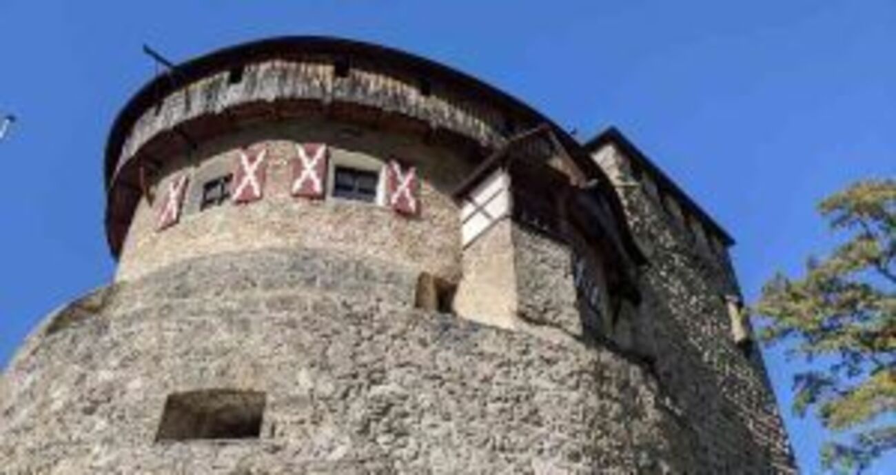 チューリッヒからの日帰りリヒテンシュタイン観光｜見どころ6選・行き方・お土産 - 旅するスイス｜元在住者が教えるスイス旅行