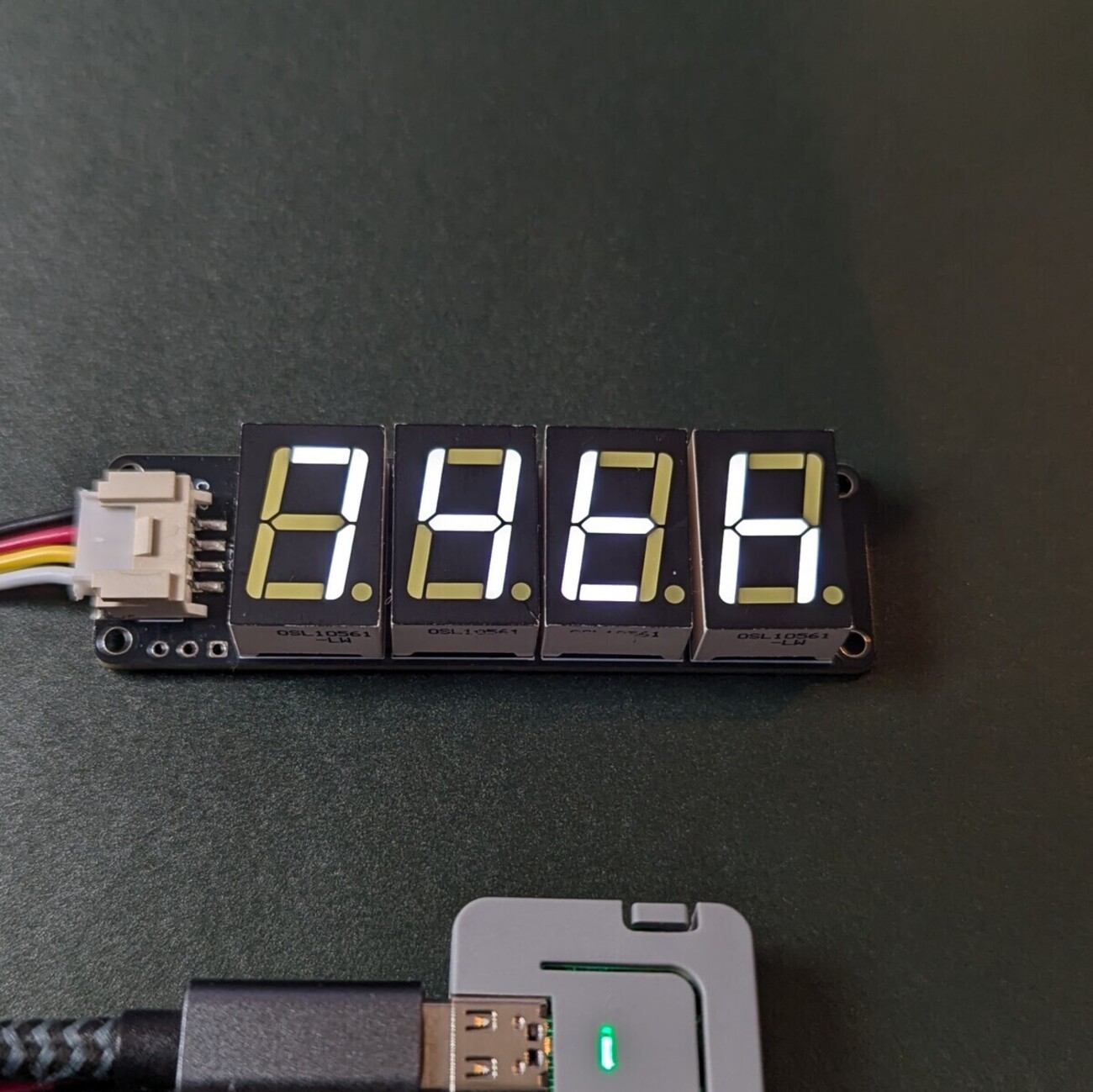 【バイイー】CD7点まとめ ラズパイ電子工作】7セグメントLEDに繰り返し数値を表示させる