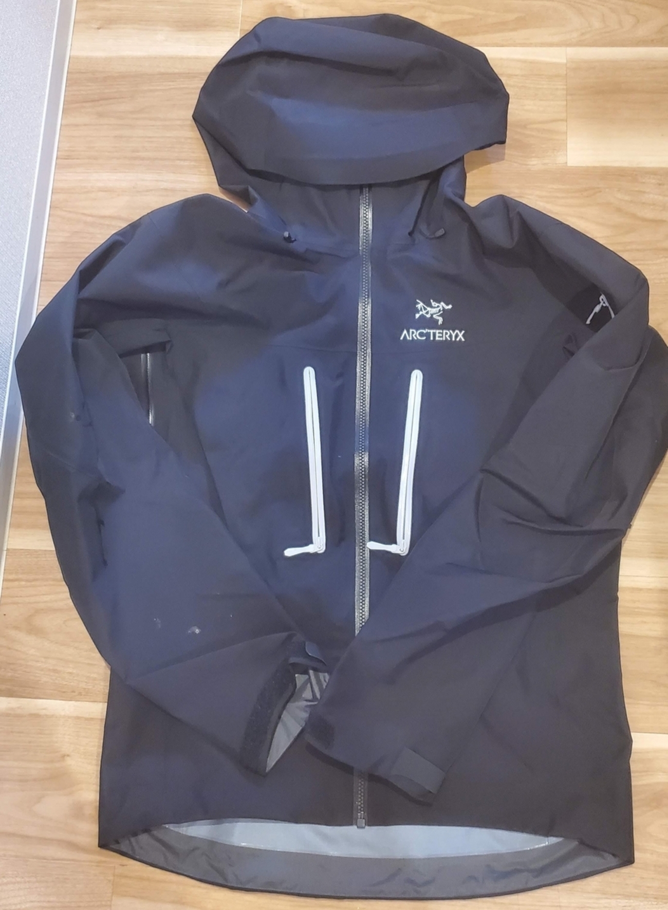 ARC'TERYX アークテリクス　アルファ　SV ジャケット　XSサイズ ARC'TERYX ARC TERYX アークテリクス アルファSVジャケット