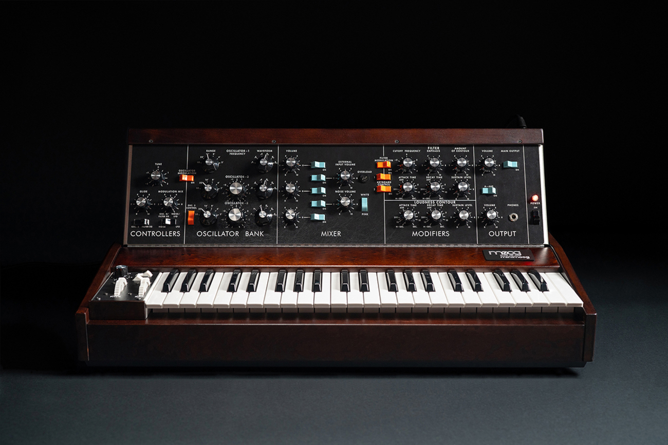 MOOG Minimoog Model Dの2022年リイシューモデルが発売 - サンレコ 