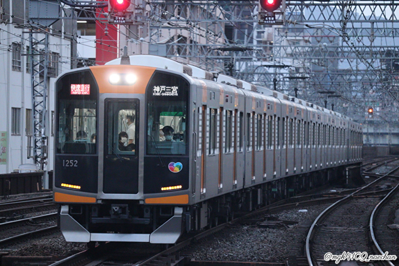 阪神》【写真館560】近鉄で終日8両で運転されるようになった快速急行の