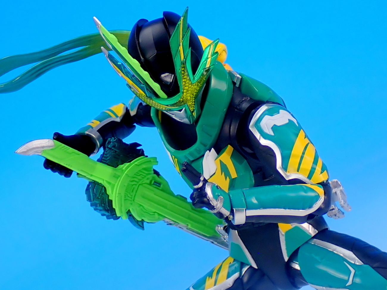 S.H.フィギュアーツ 仮面ライダー剣斬 猿飛忍者伝 で遊ぶ - YOの玩具箱