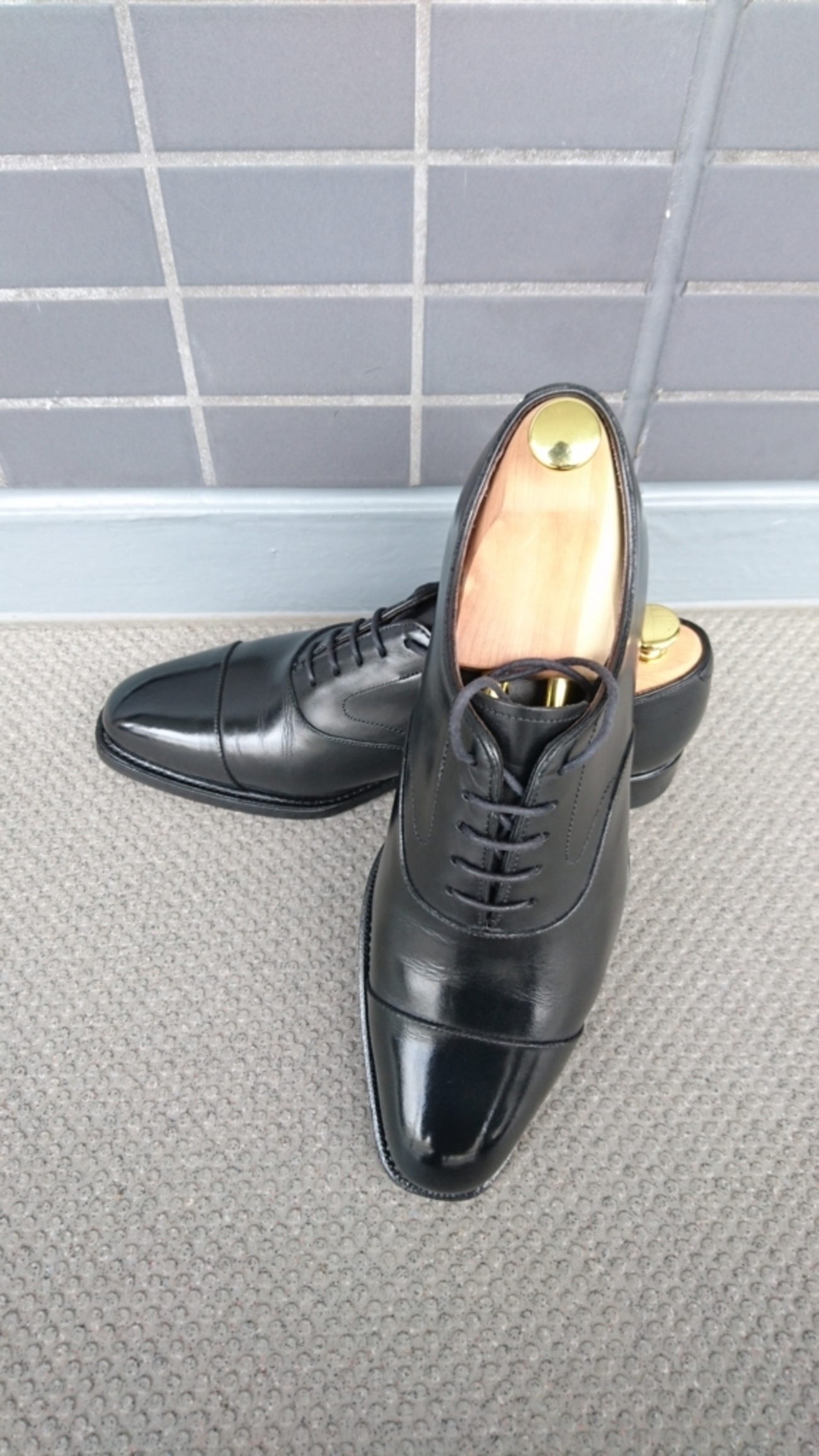 World Footwear Gallery with PERFETTOのストレートチップ（黒） - 30 