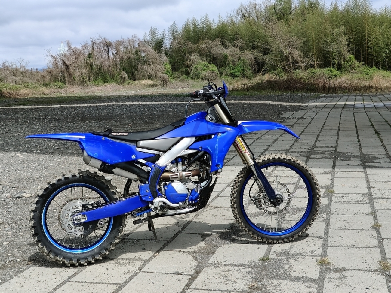ナンヤカンヤあってYZ250FXを買った話 - ゆるりとはすくばーな