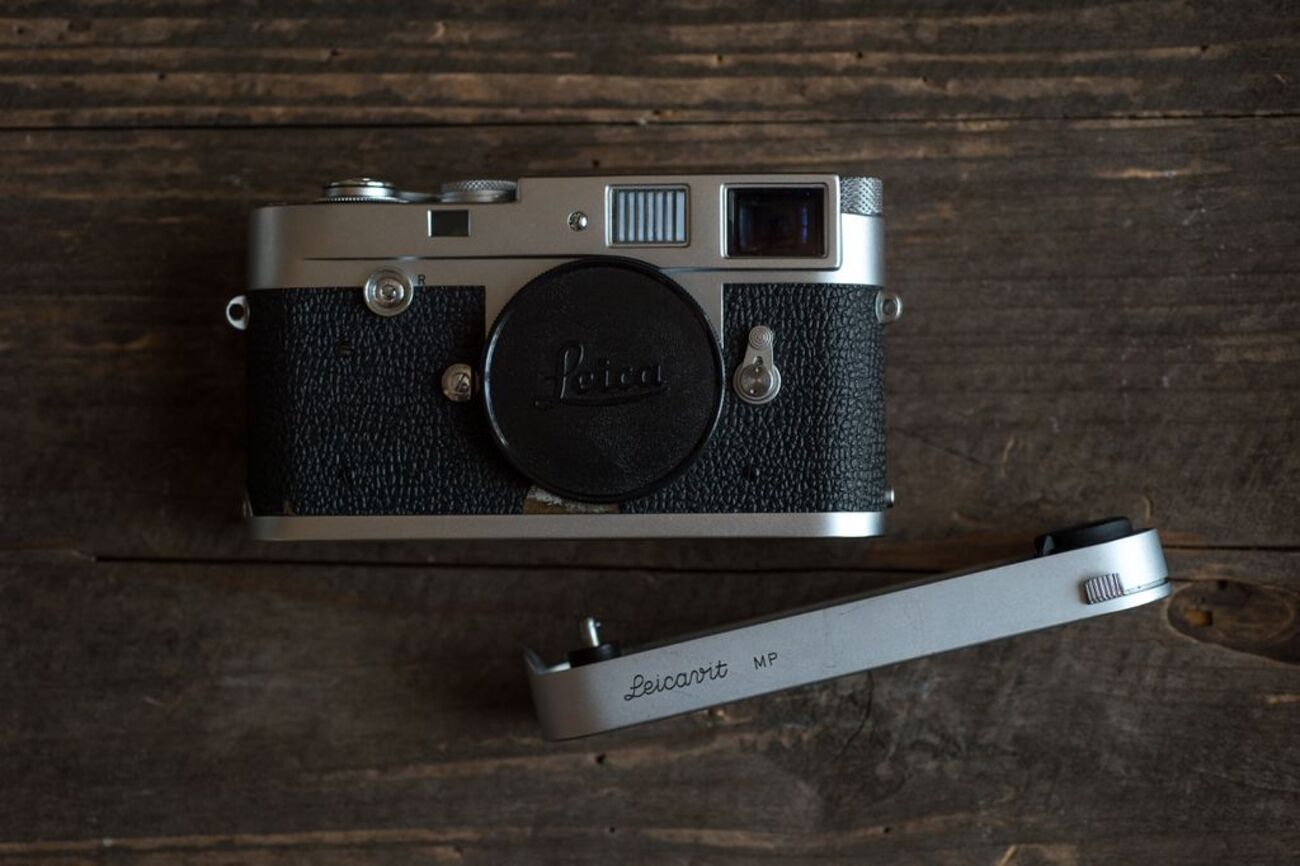 Leica M2とLeicavit MP -