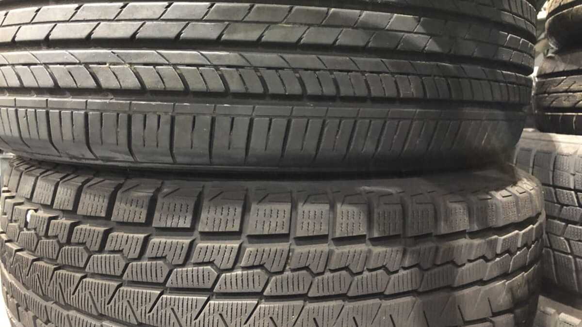 値下げ 程度が良い (室内保管)ブリヂストン スタッドレスタイヤアルミ4 