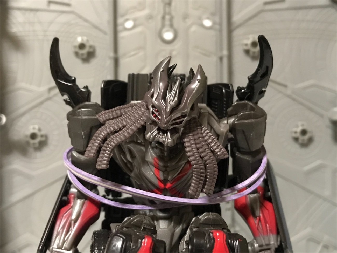 出番7秒！トランスフォーマー 最後の騎士王 TLK-03 ディセプティコン 