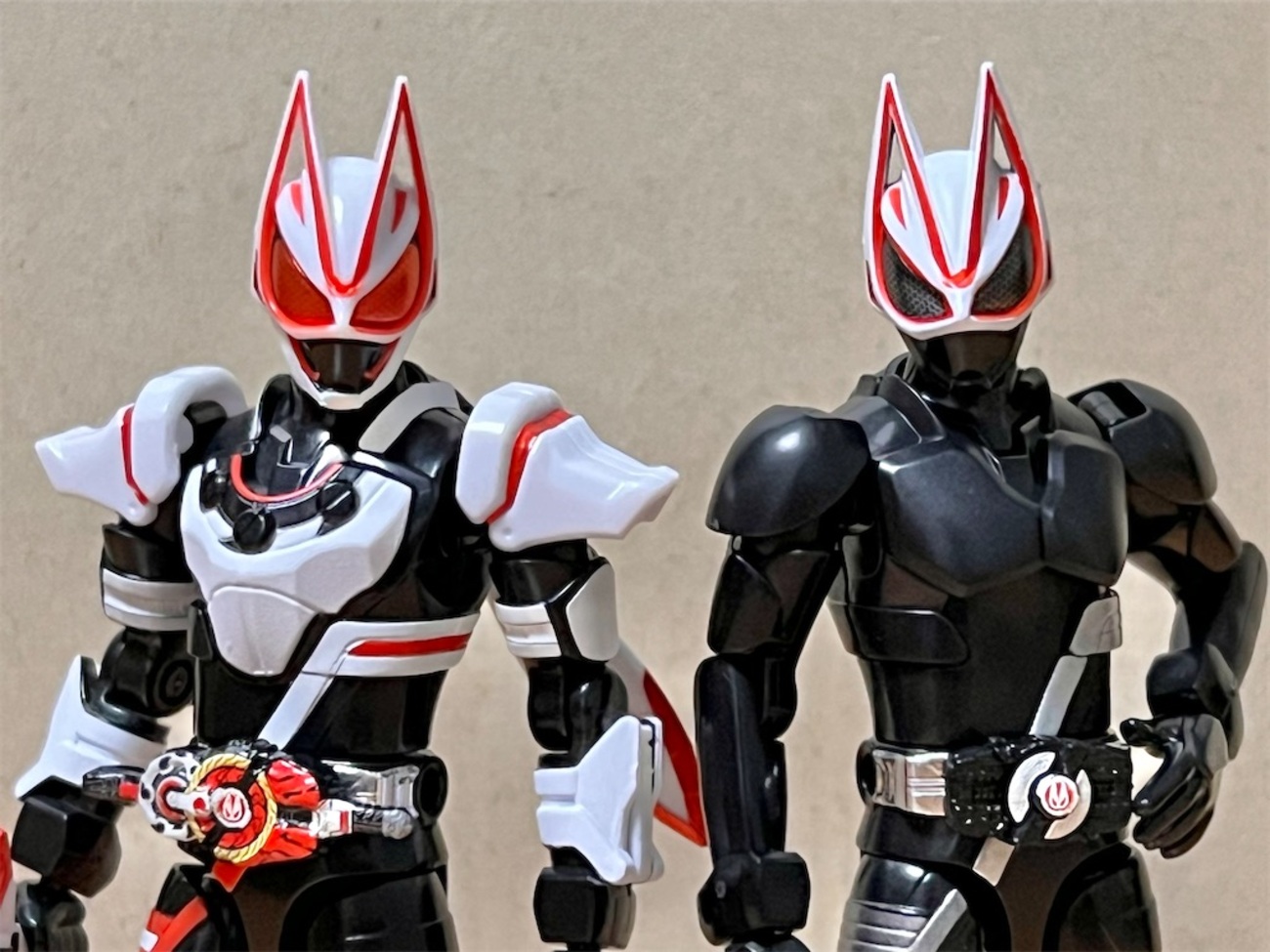 ギーツIX ABセット〕装動 仮面ライダーガッチャード→1←＆装動
