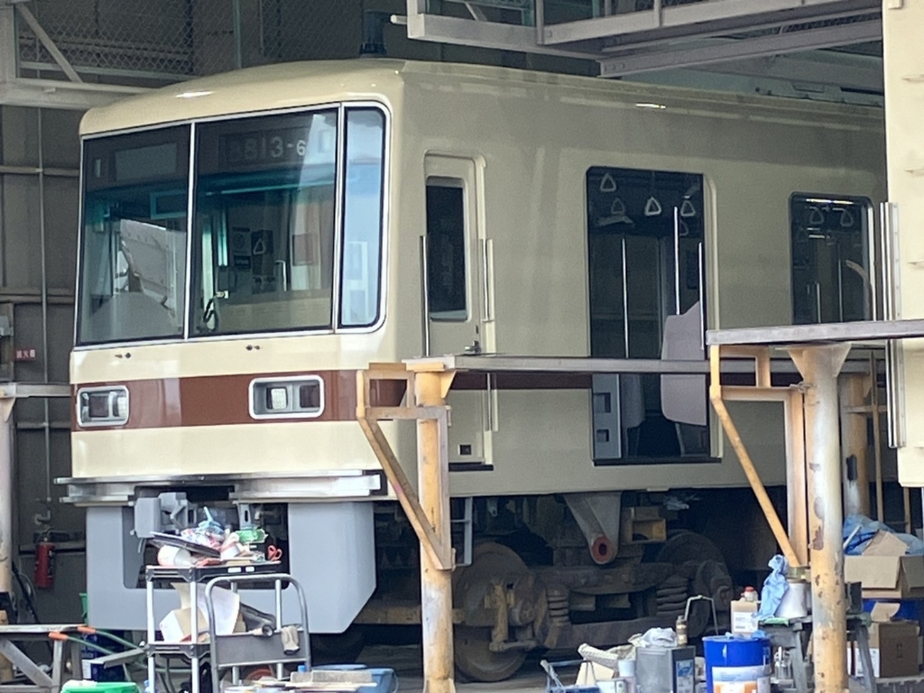 新京成最後のサンクスフェスタと、8813・8808編成の復刻塗装比較