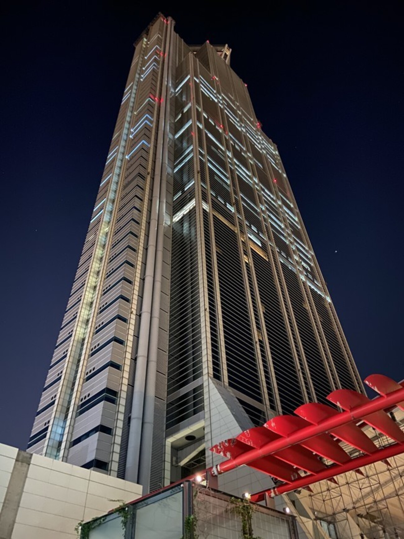 大阪成長のシンボル”WTC”こと