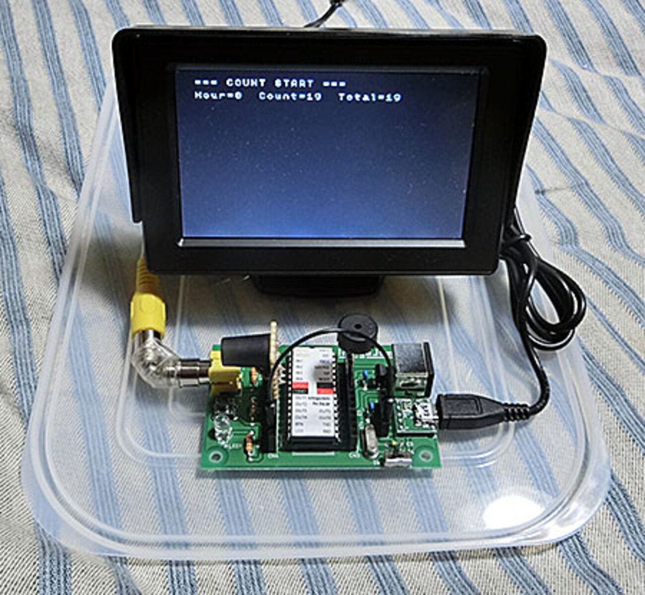 赤白カウンター TSC-98+HSSB-098 収納庫付き室外機カバー 1セット YAMAZEN(山善