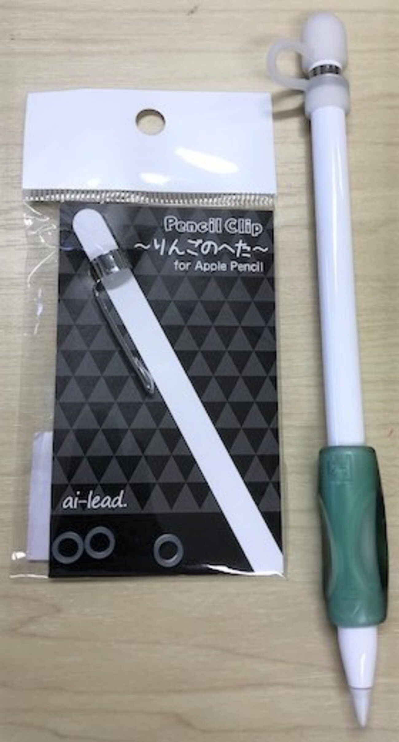 Apple Pencilのアクセサリ「りんごのへた」と「FRTMA マグネット付き