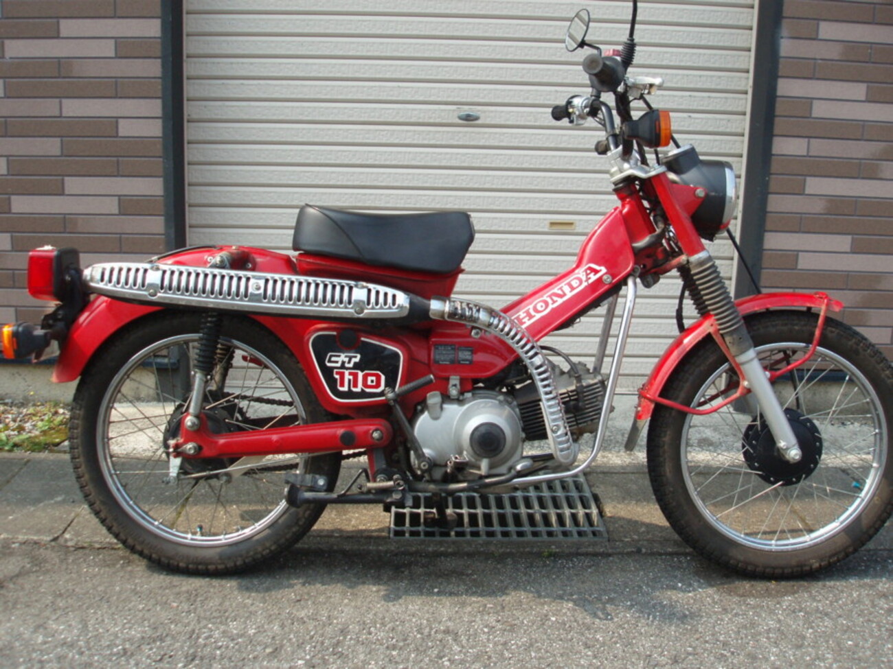 【ホンダ純正】Trail110・CT110用フェンダー　ハンターカブ ホンダ CT110 フロントフェンダー R110 モンツァレッド 純正 : K