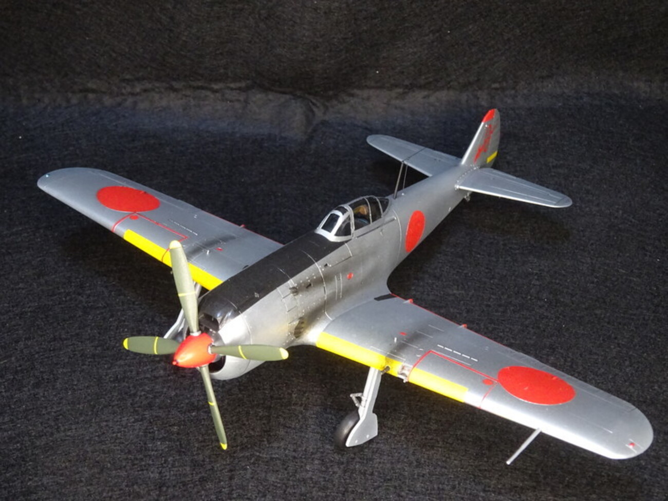 タミヤ 1/48 日本陸軍四式戦闘機 キ-84I型甲 疾風 飛行第104戦隊