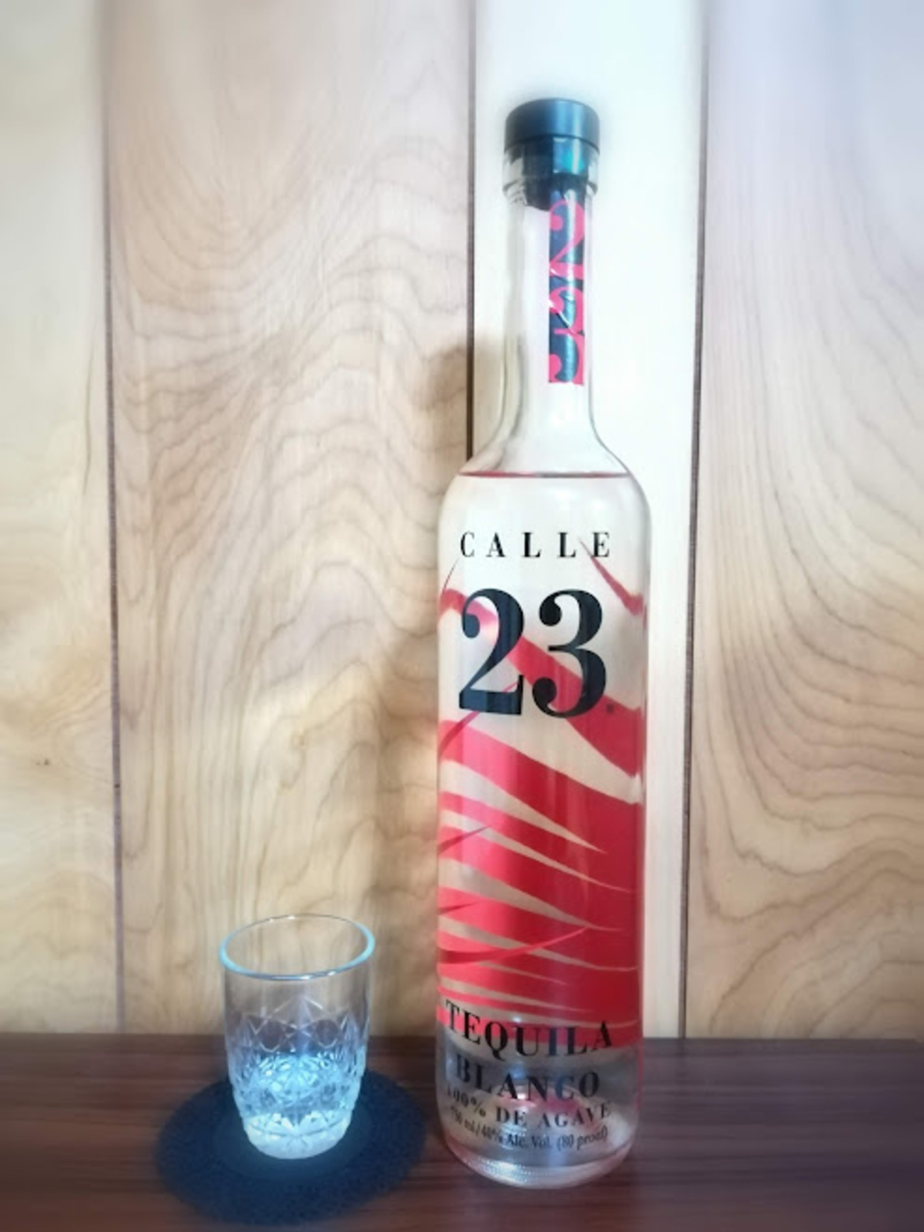 香り豊かで伝統と新しさが共生するテキーラ、『カジェ23』☆ - ひなた 