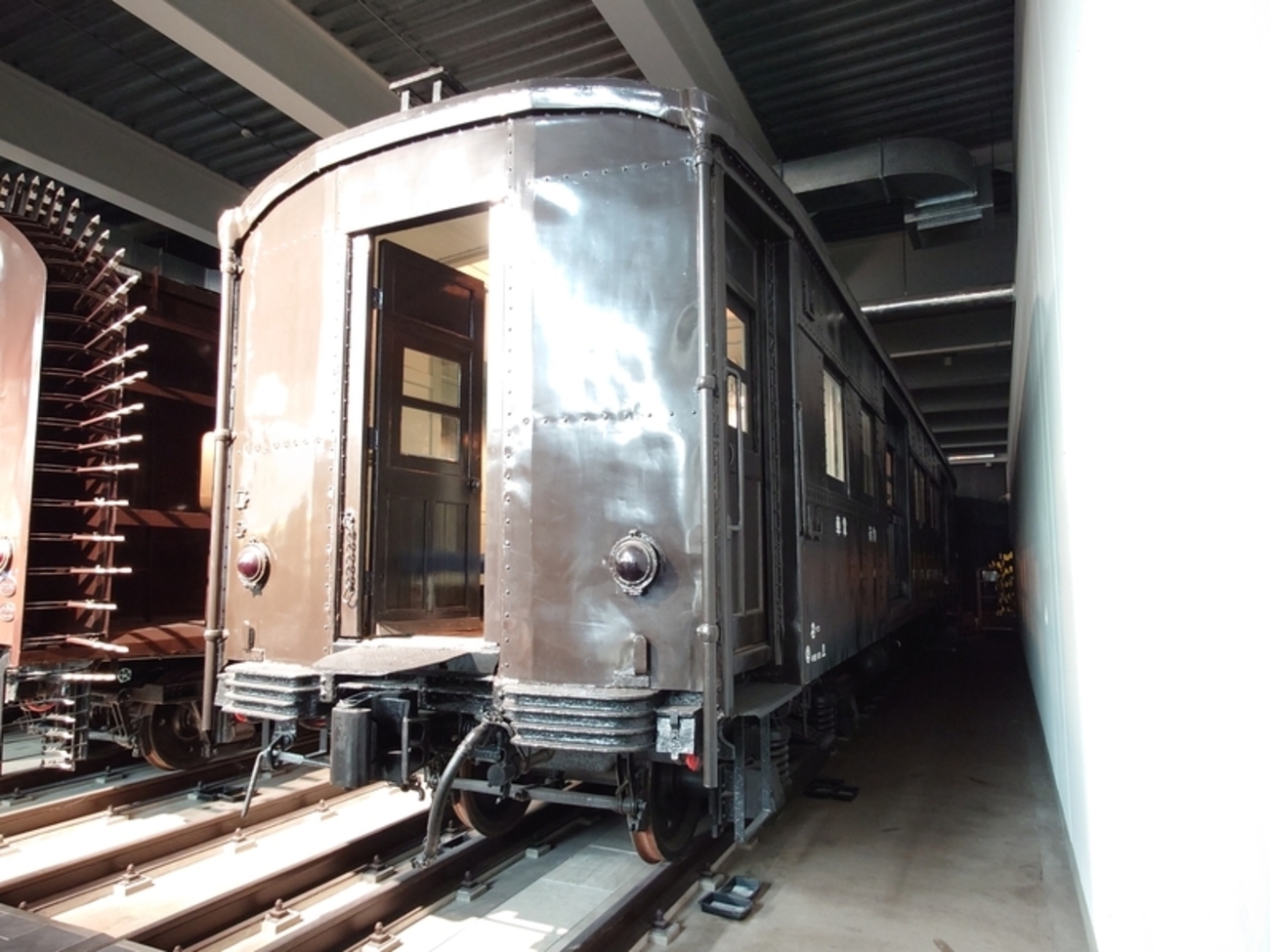 保存車】スニ30 95 名古屋市港区 - ばんの鉄道いろいろめぐり