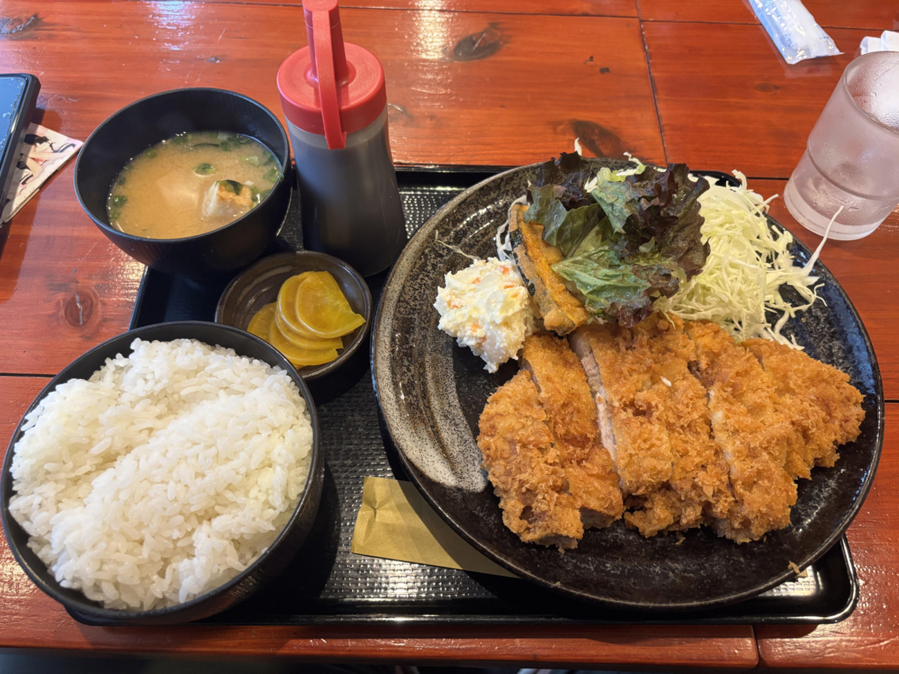 喫茶 定食 ポミエ