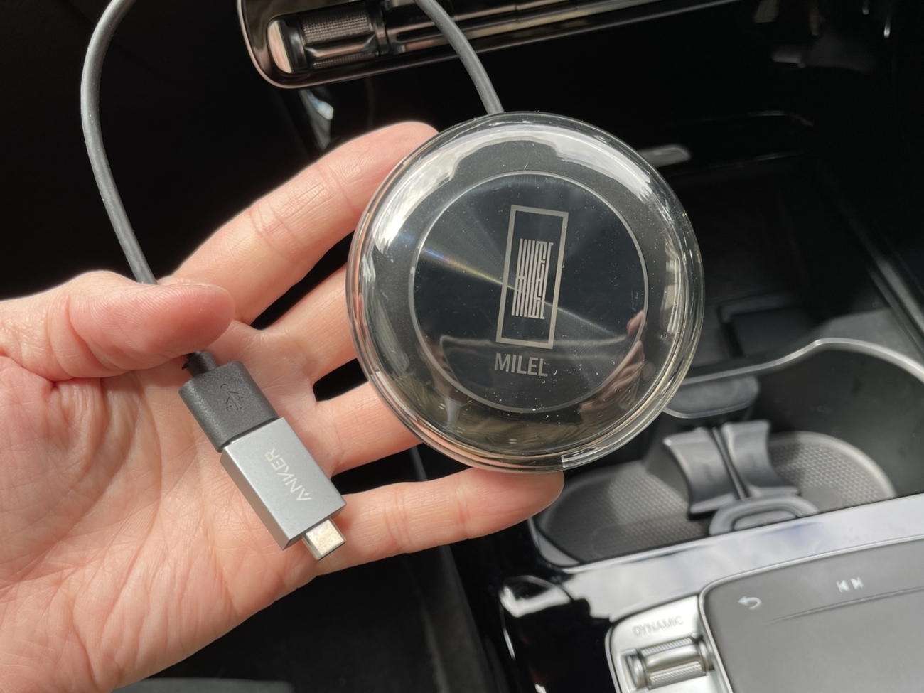 MILEL MB-201 HDMI CarPlay AI Box中古+リモコン付（クルマでYouTubeが 