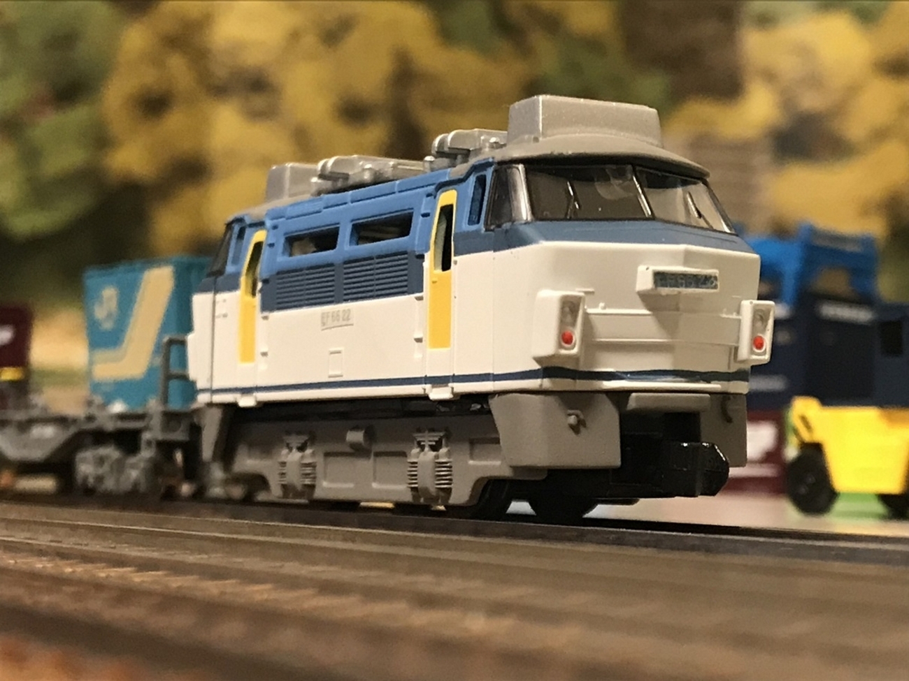 JR貨物 EF66形電気機関車 0番台 旧更新色 ブルー2色塗装 B 