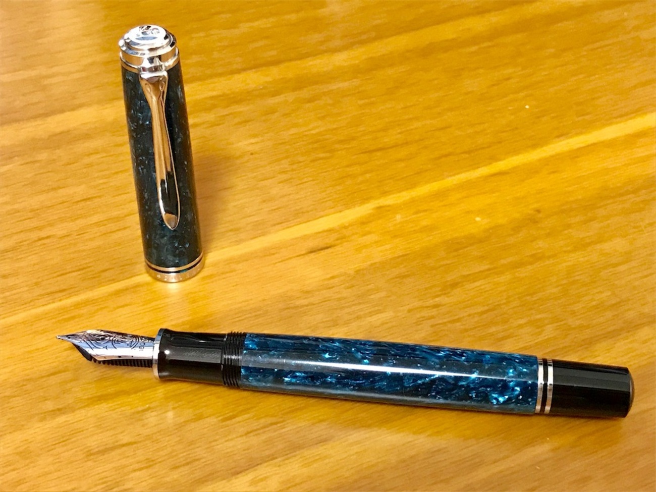 ペリカンオーシャンスワール EFニブ（pelikan