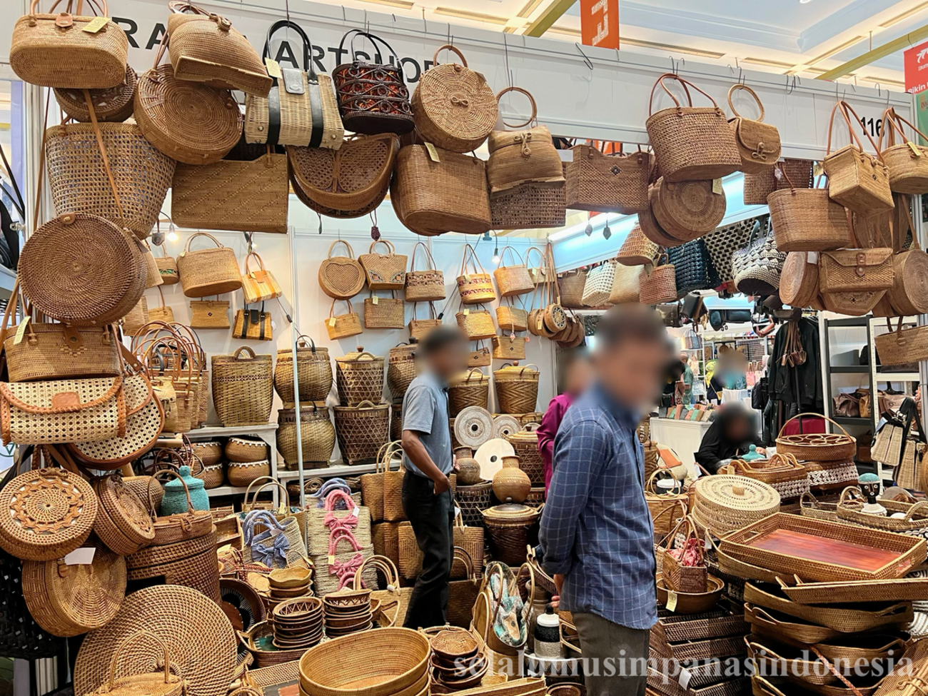 INDONESIAN ARTS AND CRAFTS インドネシア INDONESIAN ARTS AND CRAFTS インドネシア Indonesian Arts and