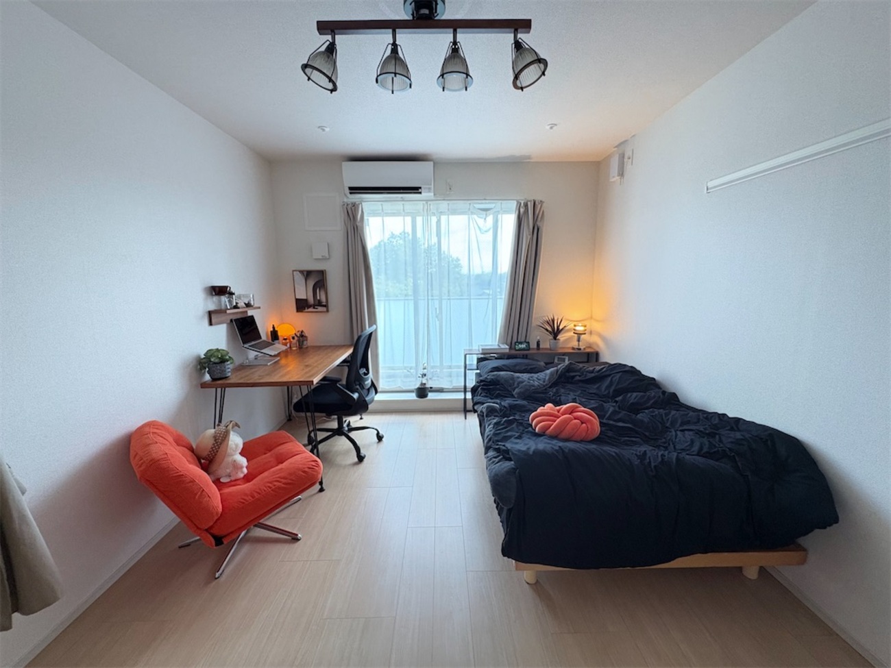 レビュー】IKEAディヴリンゲがミニマリストの部屋に映える - 筋トレ 