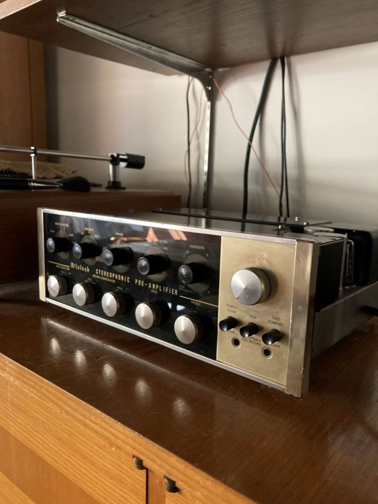 ◆大感謝祭!! McIntosh C20 管球式アンプ m0a9235 ◇大感謝祭!! McIntosh C20 管球式アンプ m0a9235 オーディオ機器